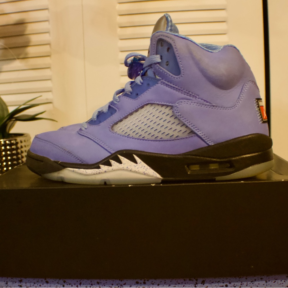 Jordan 5 Retro University Blue UNC Mens